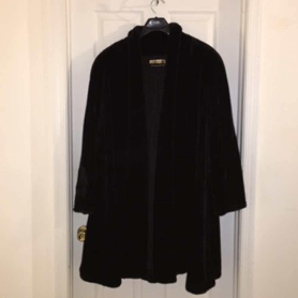 Vintage Kent Street Black Faux Fur Swing Coat